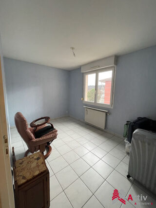  Appartement � vendre 3 pi�ces 77 m�