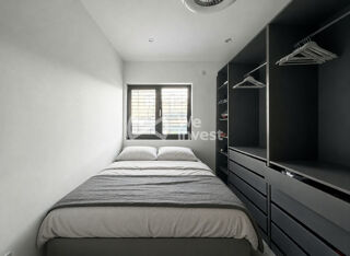  Immeuble à vendre 300 m²