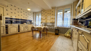  Maison � vendre 9 pi�ces 235 m�