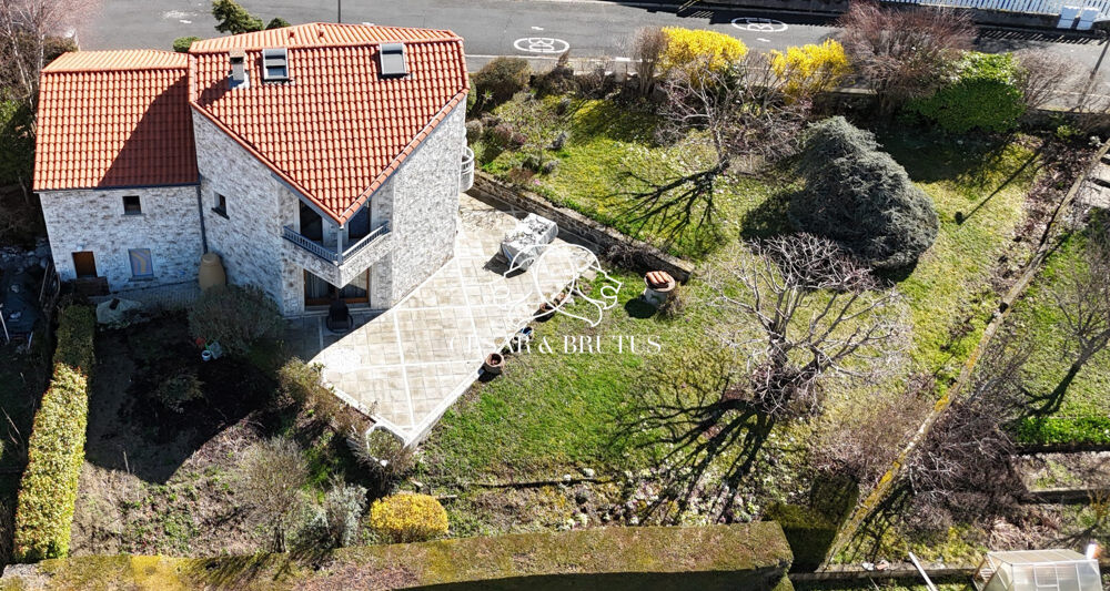 Maison 5 pièces 104 m² · à Le Puy-en-Velay · 104 m² · 395 000 €