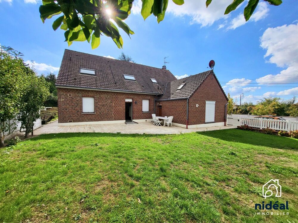 Vente Maison Charme et calme : belle maison familiale, jardin et garage Solesmes