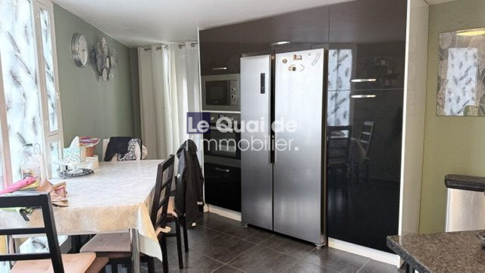 Vente Appartement Duplex T4 aux airs de maison de 141m2 Saint martin d heres