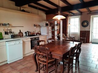  Maison à vendre 11 pièces 182 m²