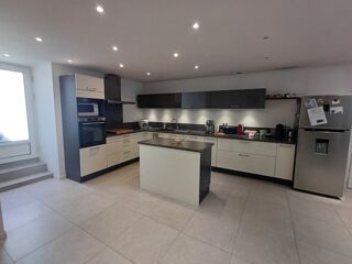  Maison  vendre 5 pices 190 m