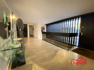  Maison � vendre 8 pi�ces 360 m�