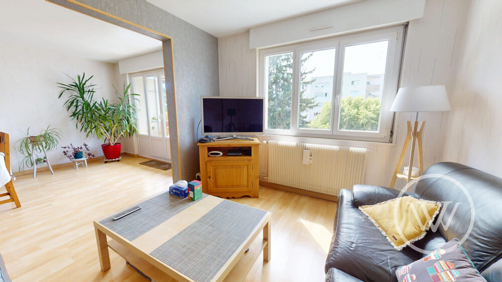 Vente Appartement T4 avec balcon et place de stationnement Besançon