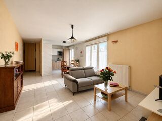 Vente Appartement En exclusivité – T2 lumineux avec grand balcon à Cran-Gevrie Annecy