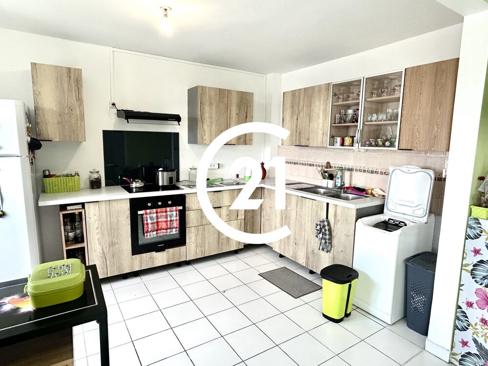 LE LAMENTIN - GONDEAU - Appartement T4 - Proche de toutes commod