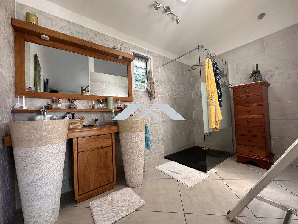 Vente Maison Havre de paix à Manapany les Bains – Villa familiale à 10 mi Saint-joseph