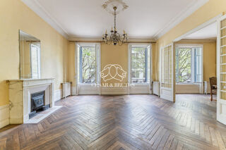  Appartement à vendre 6 pièces 175 m²