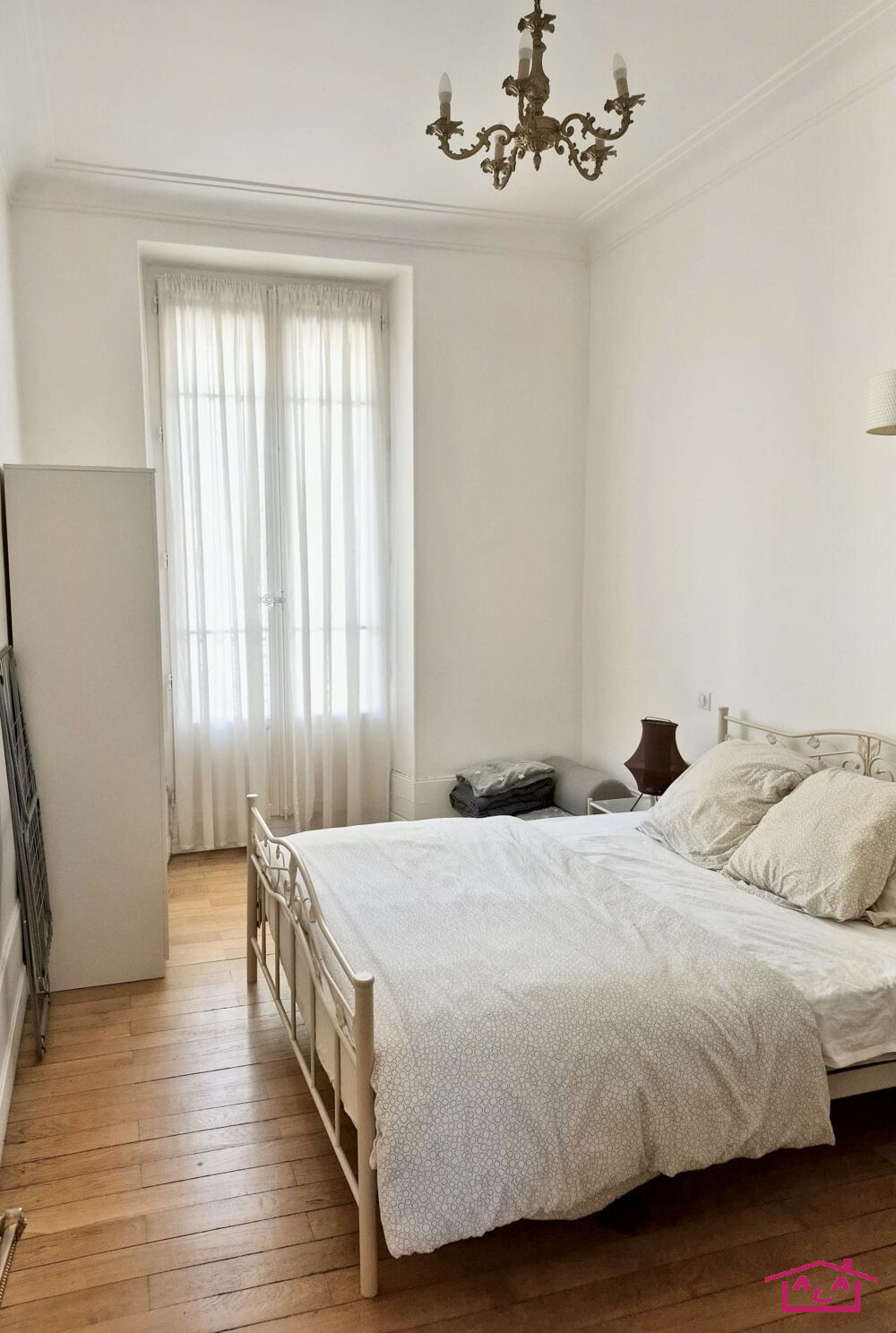 Vente Appartement TRÈS BEAU DANS IMMEUBLE ANCIEN Grenoble