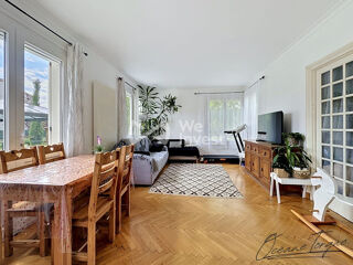  Maison à vendre 8 pièces 237 m²
