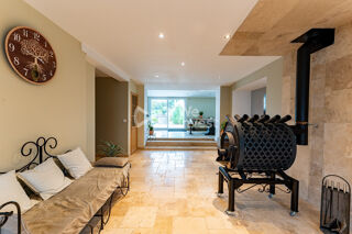  Maison � vendre 9 pi�ces 250 m�