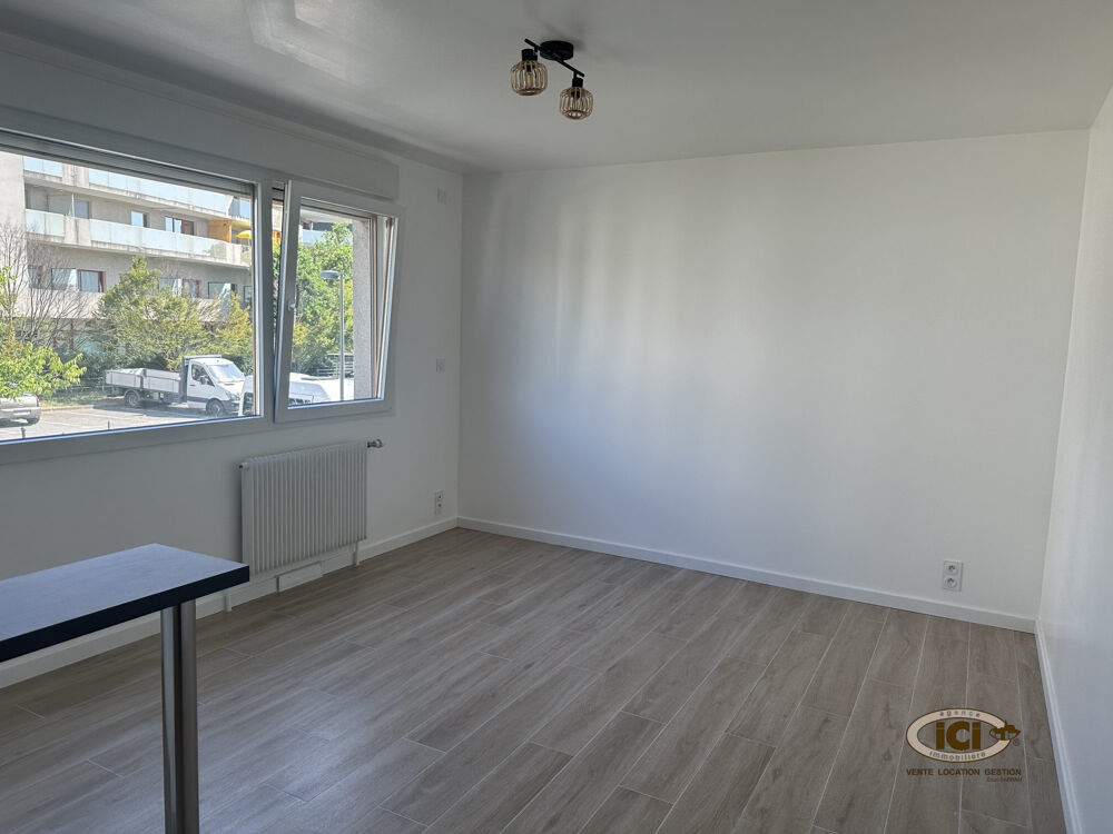 Location Appartement Coquet Studio en bon état Annemasse