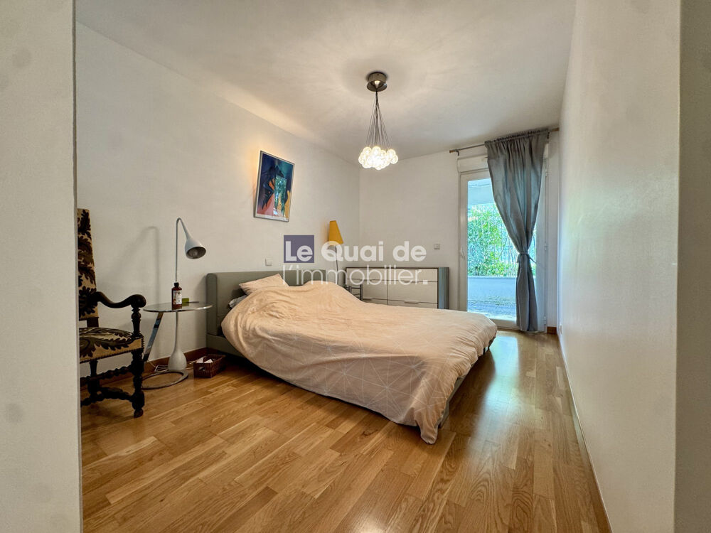 VENTE d'un appartement de 2 pièces (85 m²) à MEYLAN-38240