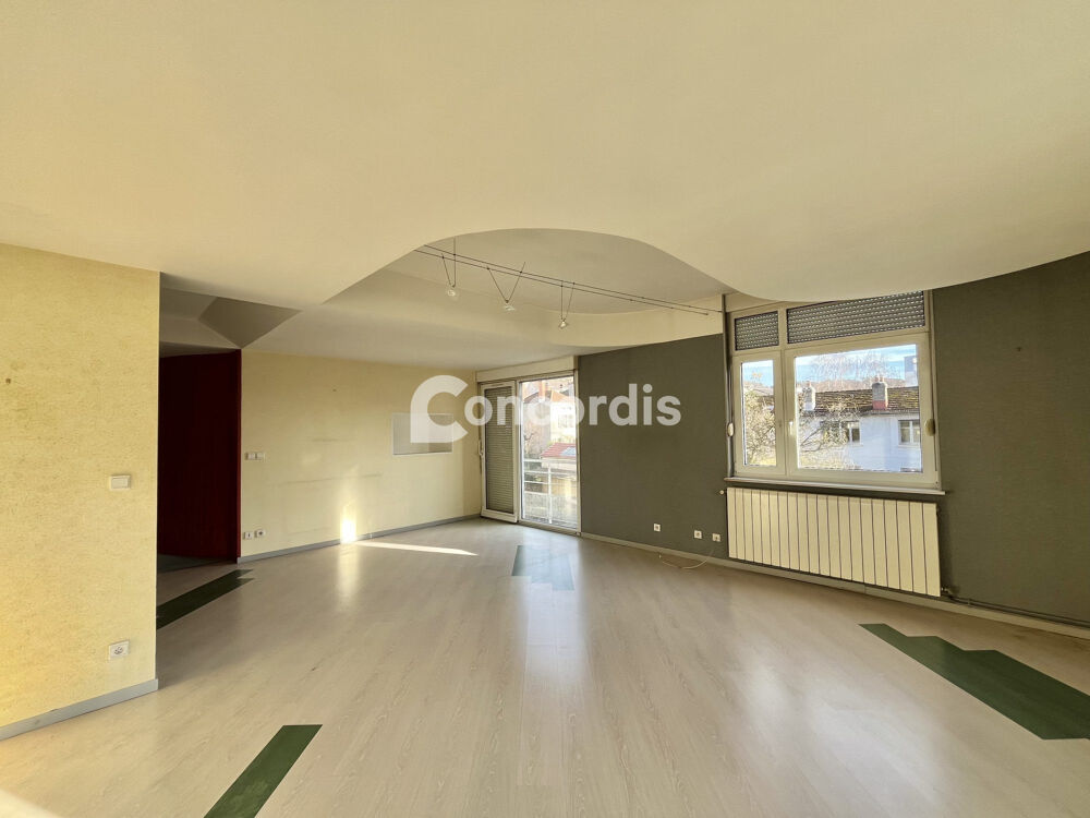 Appartement T5 et plus - Ascenseur - Garage