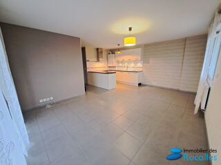  Appartement à louer 3 pièces 64 m²