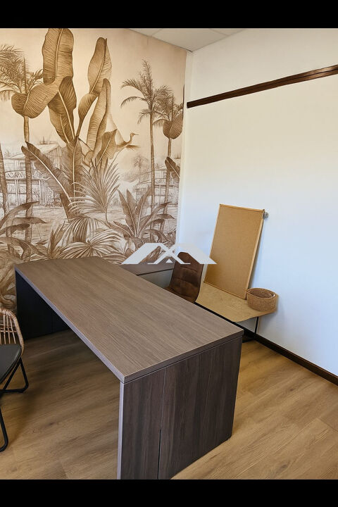 local commercial 33.94 m&sup2; Piton Saint Leu 1300 97424 Piton saint leu