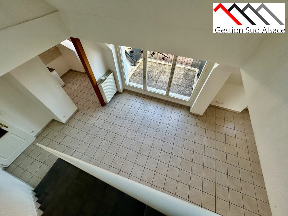 ENSISHEIM, JOLI DUPLEX 3 PIECES DE 66 M2, AU DERNIER ETAGE AVEC