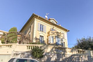  Appartement à louer 3 pièces 60 m²