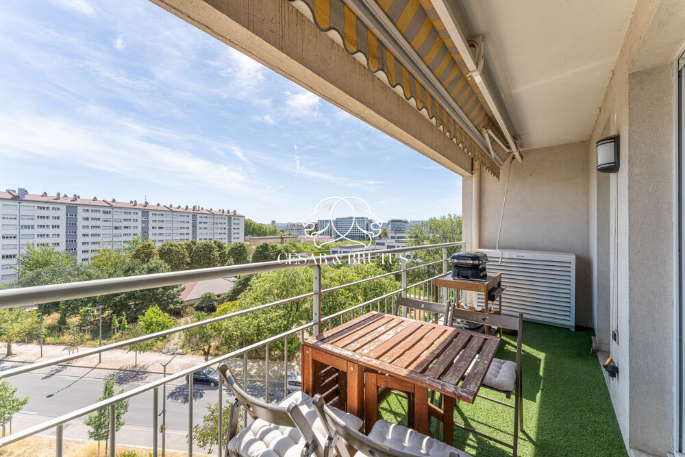 BEAU T3 AVEC TERRASSE | ETAGE ELEVE
