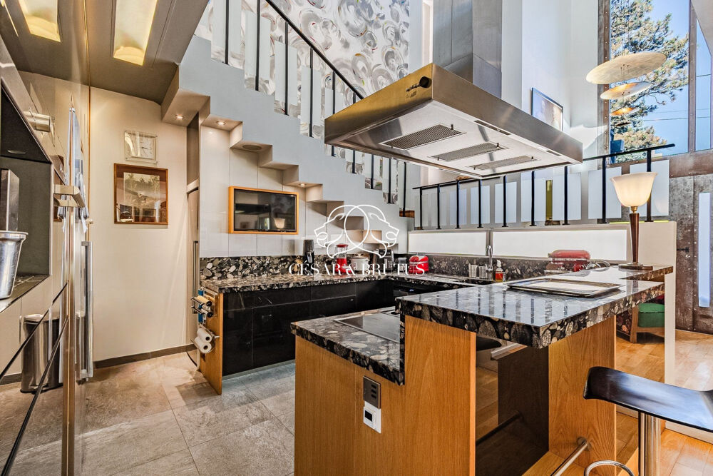 ROCHECARDON - BELLE MAISON CONTEMPORAINE AVEC TERRASSES ET PISCI