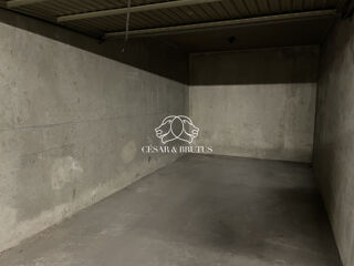  Parking / Garage � vendre 13 m� Lyon 06