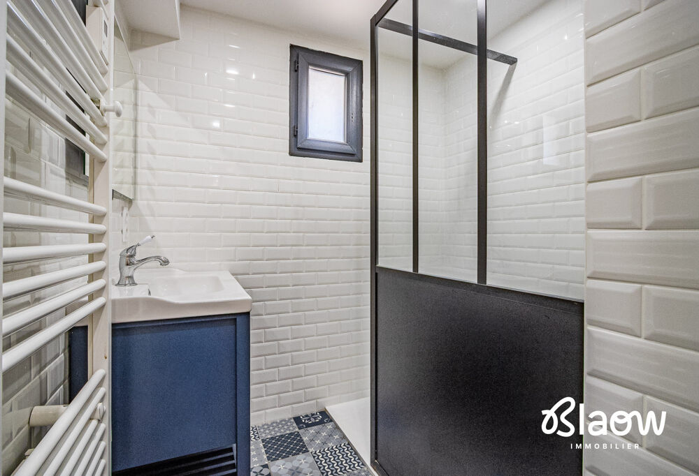 Maison 225 m² à vendre à Saint-Martin-la-Plaine