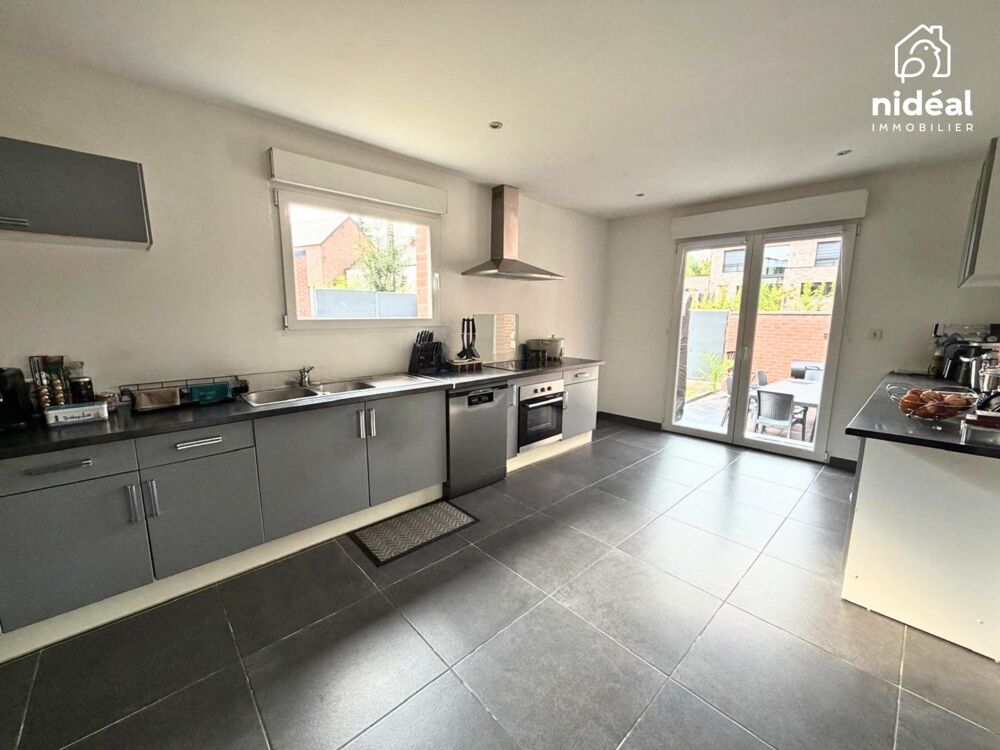 Maison individuelle Semi Plain-pied
