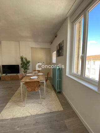  Appartement � louer 1 pi�ce 40 m�