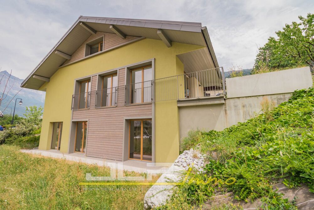Maison à l'entrée du Parc Thermal