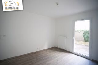  Appartement à louer 2 pièces 45 m²