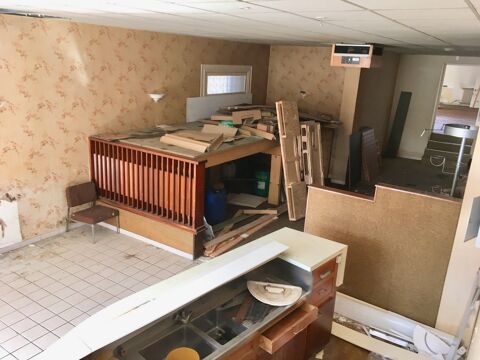 Local commercial de 75 m&sup2; sur une avenue tr&egrave;s circulante &agrave; LI 460 87100 Limoges