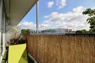  Appartement à louer 4 pièces 87 m²