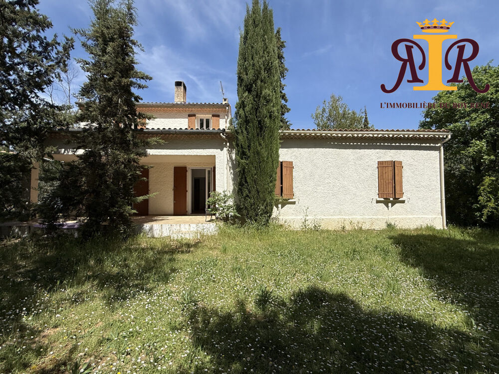 Maison T5 en plain-pied de vie de 110m² env sur un terrain de 1
