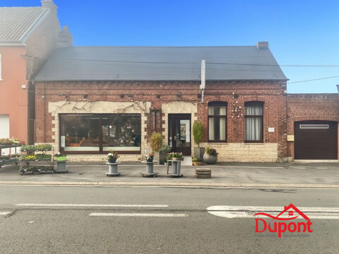   maison avec local commercial , 2 chambres jardin garage Maison - 5 pi�ce(s) - 135 m�