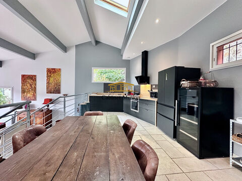   Maison de campagne avec piscine Maison - 5 pice(s) - 165 m