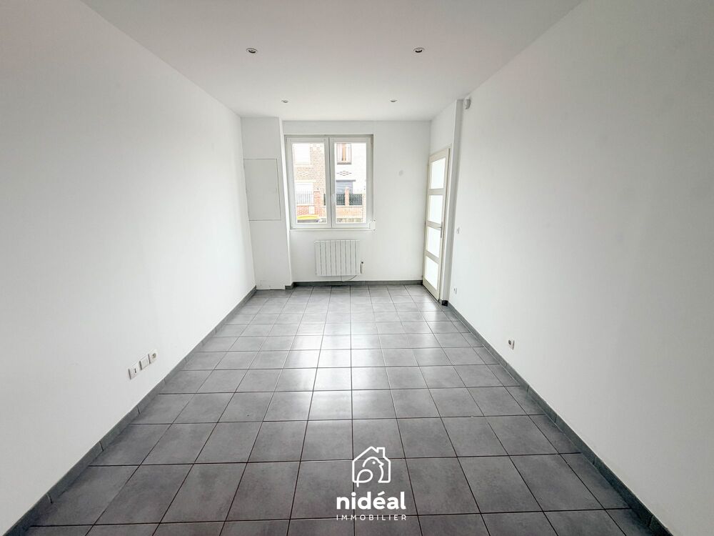 MAISON SEMI-INDIVIDUELLE 3 chambres rénovée à NEUF
