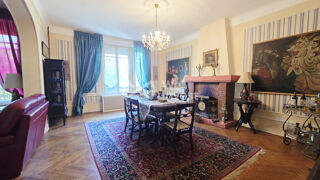  Maison à vendre 10 pièces 255 m²