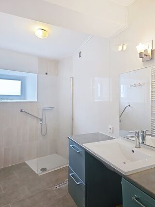  Maison � louer 6 pi�ces 165 m�