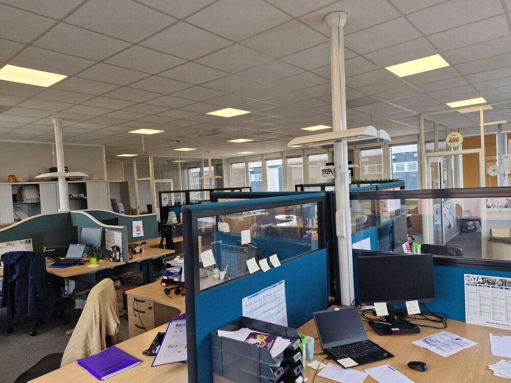   Bureaux spacieux en Très Bon état - Idéal pour grande entrepr Limoges