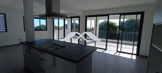  Maison à louer 3 pièces 133 m²