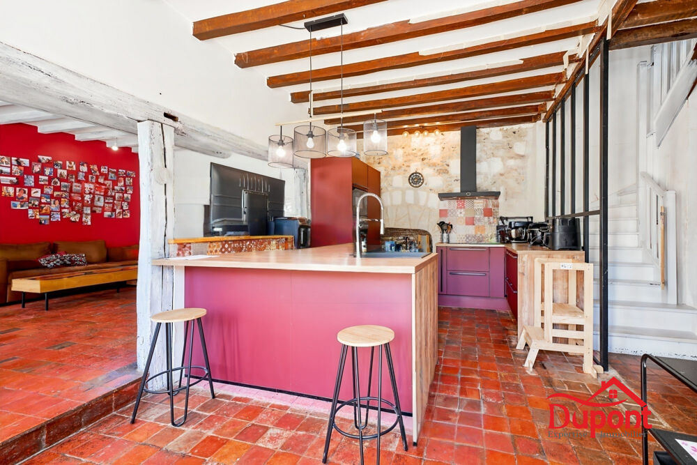 Maison 4 pièces 126m2, 2 chambres, jardin clos, terrasse, grang