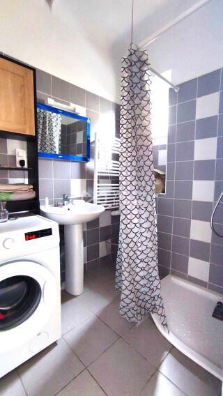  Immeuble � vendre 180 m�