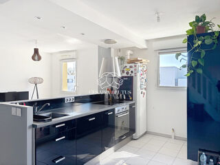  Appartement � vendre 3 pi�ces 75 m�