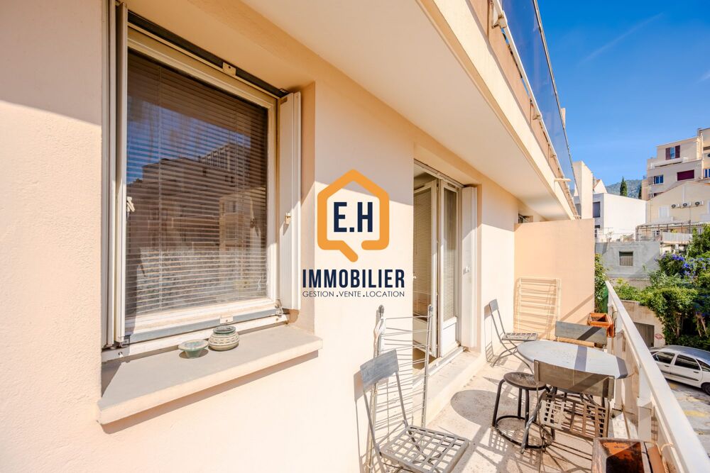 Vente Appartement T2 AVEC BALCON ET STATIONNEMENT PRIVATIF – BEAU POTENTIEL À R Toulon