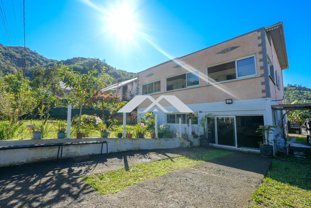 Maison Familiale d'Exception au Tévelave