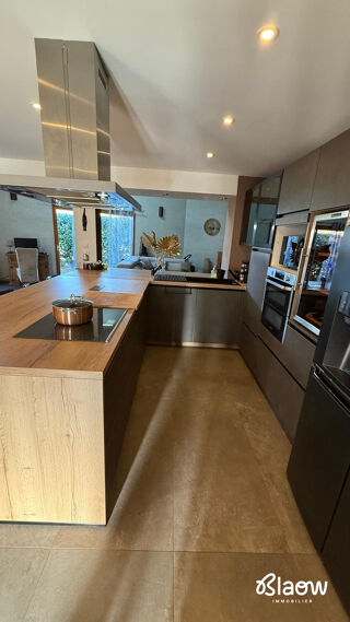  Maison à vendre 6 pièces 145 m²
