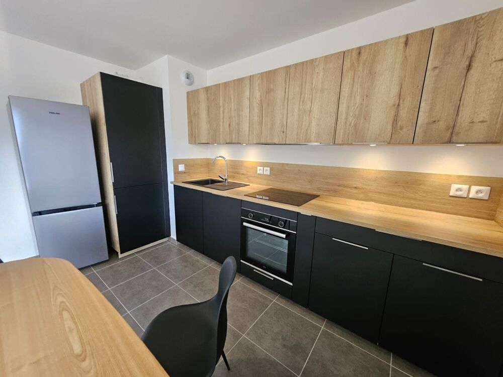 Location Appartement T3 meublé avec grand balcon, vue dégagée et stationnements Saint-gervais-les-bains