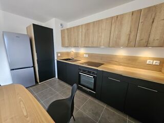  Appartement à louer 3 pièces 62 m²